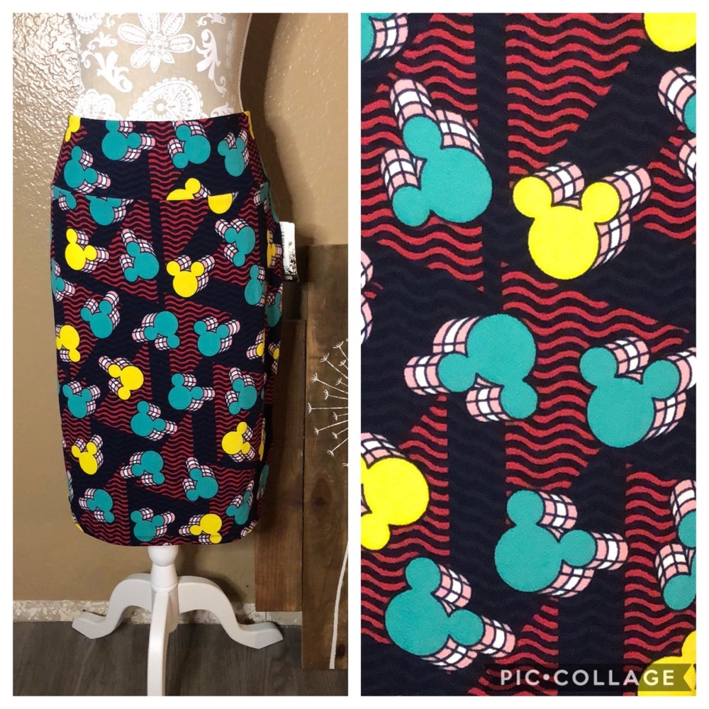 XS LuLaRoe Cassie Skirt Disney